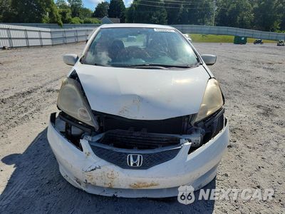 Piąte zdjęcie samochodu w środku: 2009 HONDA FIT SPORT VIN:JHMGE88609S029618 - miniatura