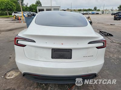 Zdjęcie 6 z 12 samochodu: 2024 TESLA MODEL 3 VIN:5YJ3E1EB2RF813904 - miniatura