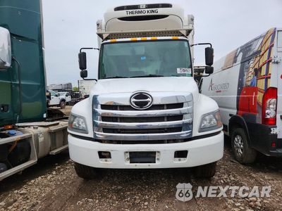 Piąte zdjęcie samochodu w środku: 2020 HINO 258/268 REFRIGERATED BOX TRUCK VIN:5PVNJ8JM3L5S51198 - miniatura