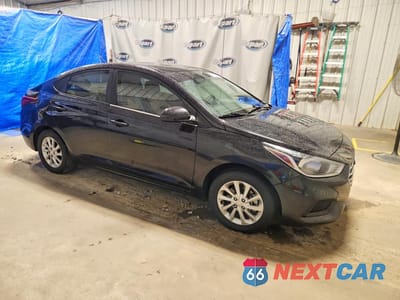 Czwarte zdjęcie samochodu z boku: 2020 HYUNDAI ACCENT SE VIN:3KPC24A64LE122499 - miniatura