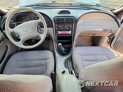 Zdjęcie 8 z 12 samochodu: 1997 FORD MUSTANG VIN:1FALP4444VF192112 - miniatura