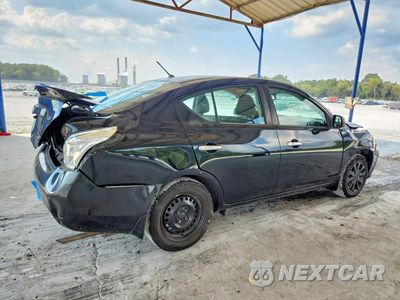 Trzecie zdjęcie samochodu z tyłu: 2013 NISSAN VERSA 1.6 S VIN:3N1CN7AP2DL894338 - miniatura