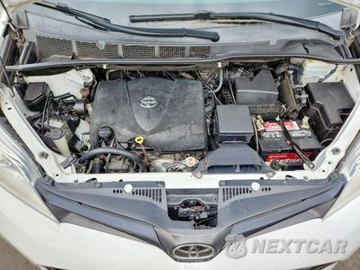 Zdjęcie 12 z 13 samochodu: 2018 TOYOTA SIENNA L VIN:5TDZZ3DCXJS948696 - miniatura