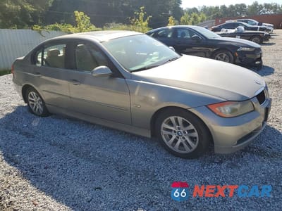 Czwarte zdjęcie samochodu z boku: 2007 BMW 328 I SULEV VIN:WBAVC53527FZ80241 - miniatura