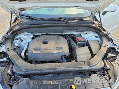 Zdjęcie 12 z 13 samochodu: 2019 VOLVO XC60 T6 MOMENTUM VIN:LYVA22RK8KB230891 - miniatura