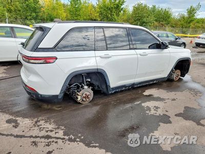 Trzecie zdjęcie samochodu z tyłu: 2023 JEEP GRAND CHEROKEE LAREDO VIN:1C4RJHAG7PC619427 - miniatura
