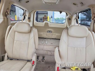 Zdjęcie 10 z 14 samochodu: 2010 CHRYSLER TOWN & COUNTRY LIMITED VIN:2A4RR7DX0AR399328 - miniatura