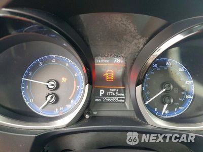 Zdjęcie 9 z 12 samochodu: 2015 TOYOTA COROLLA S PLUS VIN:5YFBURHE3FP271571 - miniatura