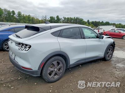 Trzecie zdjęcie samochodu z tyłu: 2023 FORD MUSTANG MACH-E SELECT VIN:3FMTK1R4XPMA61023 - miniatura