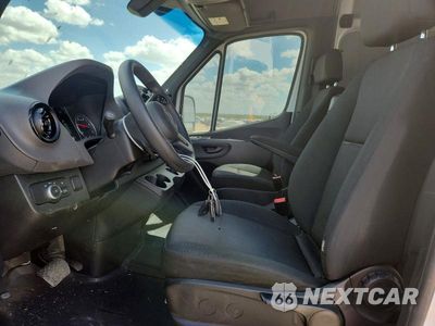 Zdjęcie 7 z 13 samochodu: 2024 MERCEDES-BENZ SPRINTER 2500 DELIVERY VAN VIN:W1Y4NDHY9RT183877 - miniatura