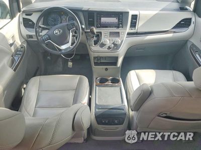 Zdjęcie 8 z 14 samochodu: 2020 TOYOTA SIENNA XLE 8-PASSENGER VIN:5TDYZ3DC5LS054233 - miniatura