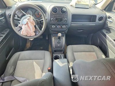 Zdjęcie 8 z 13 samochodu: 2017 JEEP PATRIOT SPORT VIN:1C4NJRBBXHD106000 - miniatura