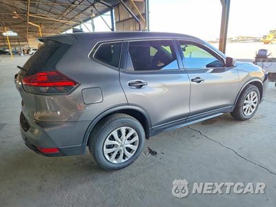 Trzecie zdjęcie samochodu z tyłu: 2017 NISSAN ROGUE S VIN:KNMAT2MV2HP531569 - miniatura
