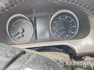 Zdjęcie 9 z 13 samochodu: 2017 TOYOTA RAV4 HYBRID XLE VIN:JTMRJREV6HD074797 - miniatura
