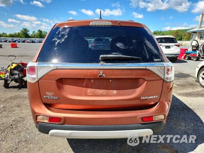 Zdjęcie 6 z 13 samochodu: 2015 MITSUBISHI OUTLANDER SE VIN:JA4AZ3A31FZ007266 - miniatura