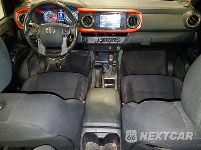 Zdjęcie 8 z 13 samochodu: 2017 TOYOTA TACOMA TRD SPORT VIN:5TFAZ5CN8HX049173 - miniatura