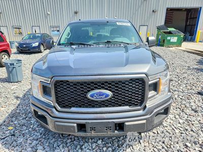 Piąte zdjęcie samochodu w środku: 2018 FORD F150 SUPERCREW VIN:1FTEW1EP4JFD10845 - miniatura