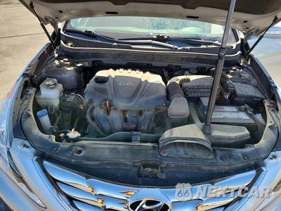 Zdjęcie 11 z 12 samochodu: 2013 HYUNDAI SONATA LIMITED VIN:5NPEC4AC9DH791103 - miniatura