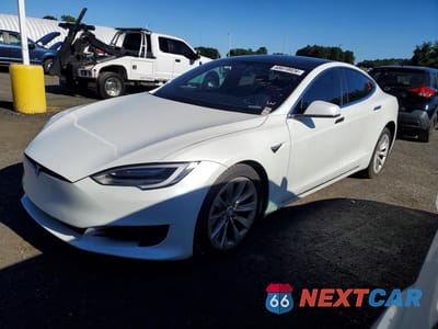 2017 TESLA MODEL S 5YJSA1E23HF209512 - główne zdjęcie licytacji z USA - miniatura