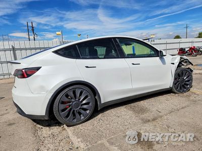 Trzecie zdjęcie samochodu z tyłu: 2024 TESLA MODEL Y VIN:7SAYGDEF3RA329244 - miniatura