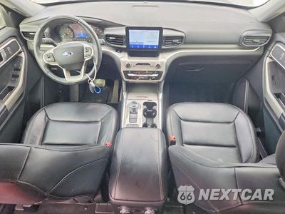Zdjęcie 8 z 14 samochodu: 2021 FORD EXPLORER XLT VIN:1FMSK7DH3MGA71343 - miniatura