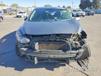 Piąte zdjęcie samochodu w środku: 2017 HYUNDAI ELANTRA GT BASE VIN:KMHD35LH5HU373803 - miniatura