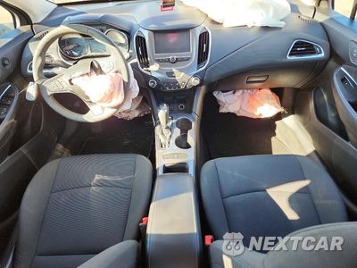 Zdjęcie 8 z 12 samochodu: 2017 CHEVROLET CRUZE LT VIN:1G1BE5SM0H7232701 - miniatura
