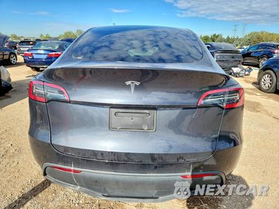 Zdjęcie 6 z 12 samochodu: 2024 TESLA MODEL Y VIN:7SAYGDED9RF186124 - miniatura