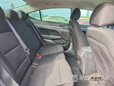 Zdjęcie 10 z 12 samochodu: 2019 HYUNDAI ELANTRA SEL VIN:5NPD84LF4KH449804 - miniatura