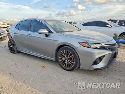 Czwarte zdjęcie samochodu z boku: 2019 TOYOTA CAMRY SE VIN:4T1B11HK3KU184732 - miniatura