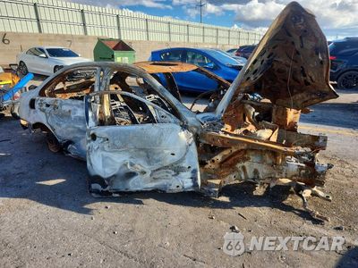 Czwarte zdjęcie samochodu z boku: 2011 MERCEDES-BENZ C 350 VIN:WDDGF5GB8BF642439 - miniatura