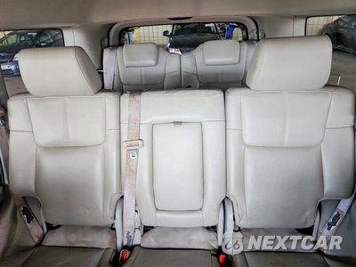 Zdjęcie 10 z 14 samochodu: 2007 JEEP COMMANDER LIMITED VIN:1J8HG58287C587177 - miniatura