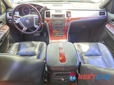 Zdjęcie 8 z 13 samochodu: 2007 CADILLAC ESCALADE ESV VIN:1GYFK66887R208938 - miniatura