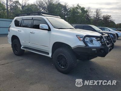 Czwarte zdjęcie samochodu z boku: 2017 LEXUS GX 460 PREMIUM VIN:JTJJM7FX2H5151553 - miniatura