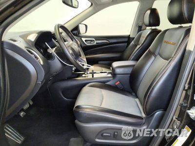 Zdjęcie 7 z 13 samochodu: 2020 NISSAN PATHFINDER SV VIN:5N1DR2BN4LC592951 - miniatura