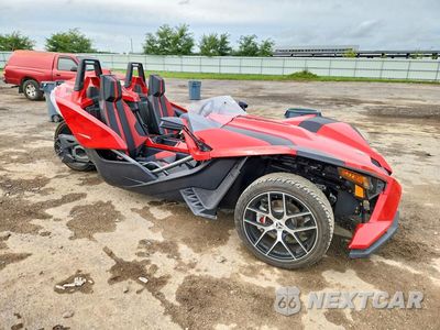 Czwarte zdjęcie samochodu z boku: 2016 POLARIS SLINGSHOT SL VIN:57XAAPFA1G5110909 - miniatura