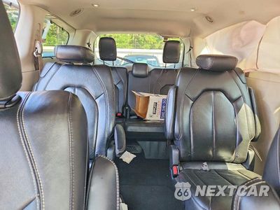 Zdjęcie 10 z 13 samochodu: 2022 CHRYSLER PACIFICA TOURING L VIN:2C4RC1BG3NR138854 - miniatura