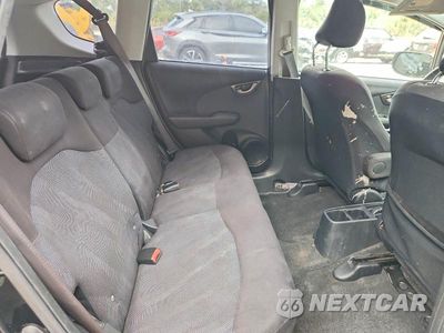 Zdjęcie 10 z 12 samochodu: 2009 HONDA FIT SPORT VIN:JHMGE88479S002110 - miniatura