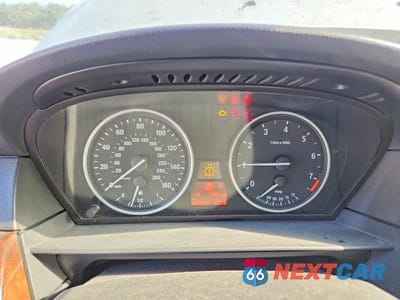 Zdjęcie 9 z 12 samochodu: 2010 BMW 5 SERIES 528 I VIN:WBANU5C5XAC124885 - miniatura