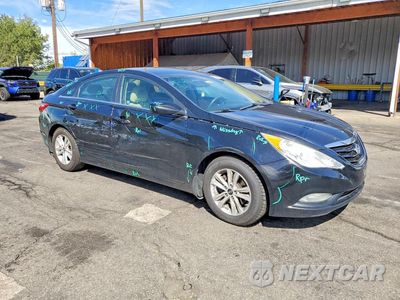 Czwarte zdjęcie samochodu z boku: 2013 HYUNDAI SONATA GLS VIN:5NPEB4AC4DH754995 - miniatura