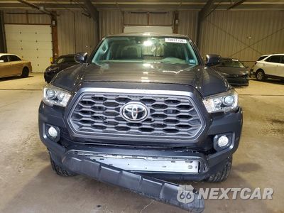 Piąte zdjęcie samochodu w środku: 2020 TOYOTA TACOMA SR5 V6 VIN:3TMCZ5ANXLM294342 - miniatura