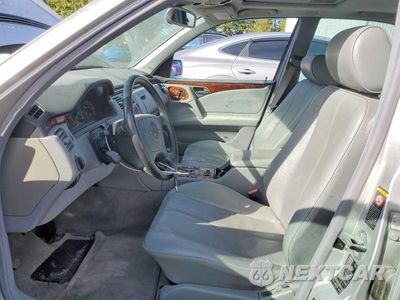 Zdjęcie 7 z 12 samochodu: 1999 MERCEDES-BENZ E 300TD VIN:WDBJF25H4XA836944 - miniatura