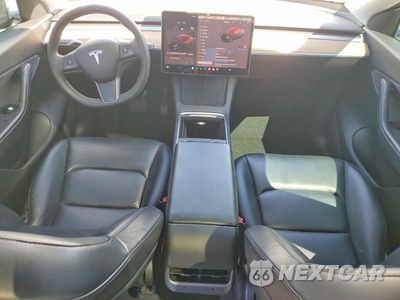 Zdjęcie 8 z 13 samochodu: 2022 TESLA MODEL Y VIN:7SAYGDEE5NF385822 - miniatura