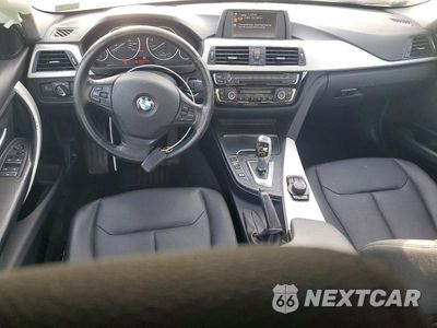 Zdjęcie 8 z 12 samochodu: 2017 BMW 320 XI VIN:WBA8E5G31HNU44811 - miniatura