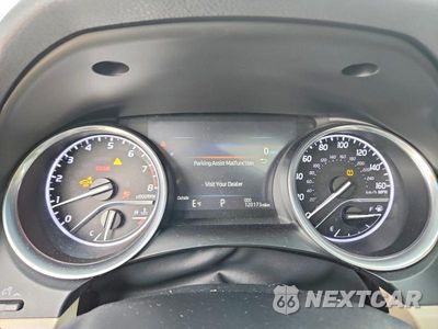 Zdjęcie 9 z 13 samochodu: 2018 TOYOTA CAMRY XLE VIN:4T1B11HK2JU038966 - miniatura
