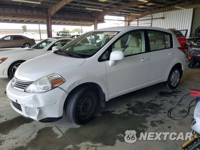 2007 NISSAN VERSA 1.8 S 3N1BC13E87L414110 - główne zdjęcie licytacji z USA - miniatura