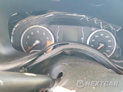 Zdjęcie 9 z 14 samochodu: 2018 JEEP RENEGADE SPORT VIN:ZACCJAAB6JPG74830 - miniatura