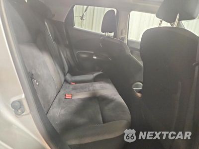 Zdjęcie 10 z 13 samochodu: 2014 NISSAN JUKE SV VIN:JN8AF5MV1ET359311 - miniatura
