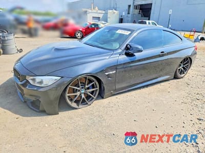 2015 BMW M4 WBS3R9C5XFK335285 - główne zdjęcie licytacji z USA - miniatura