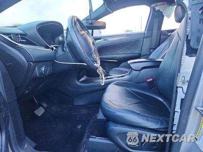 Zdjęcie 7 z 14 samochodu: 2017 LINCOLN MKC PREMIERE VIN:5LMCJ1C9XHUL12088 - miniatura